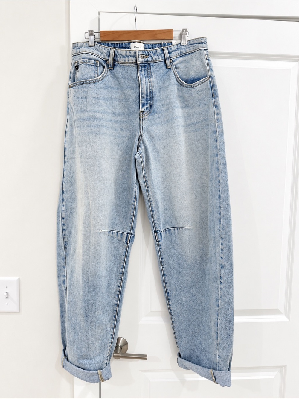 KanCan • NWT Low Rise Slung Horseshoe Barrel Leg Cuffed Jeans Light Wash